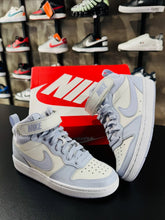 Tênis NK Court Borough Mid 2