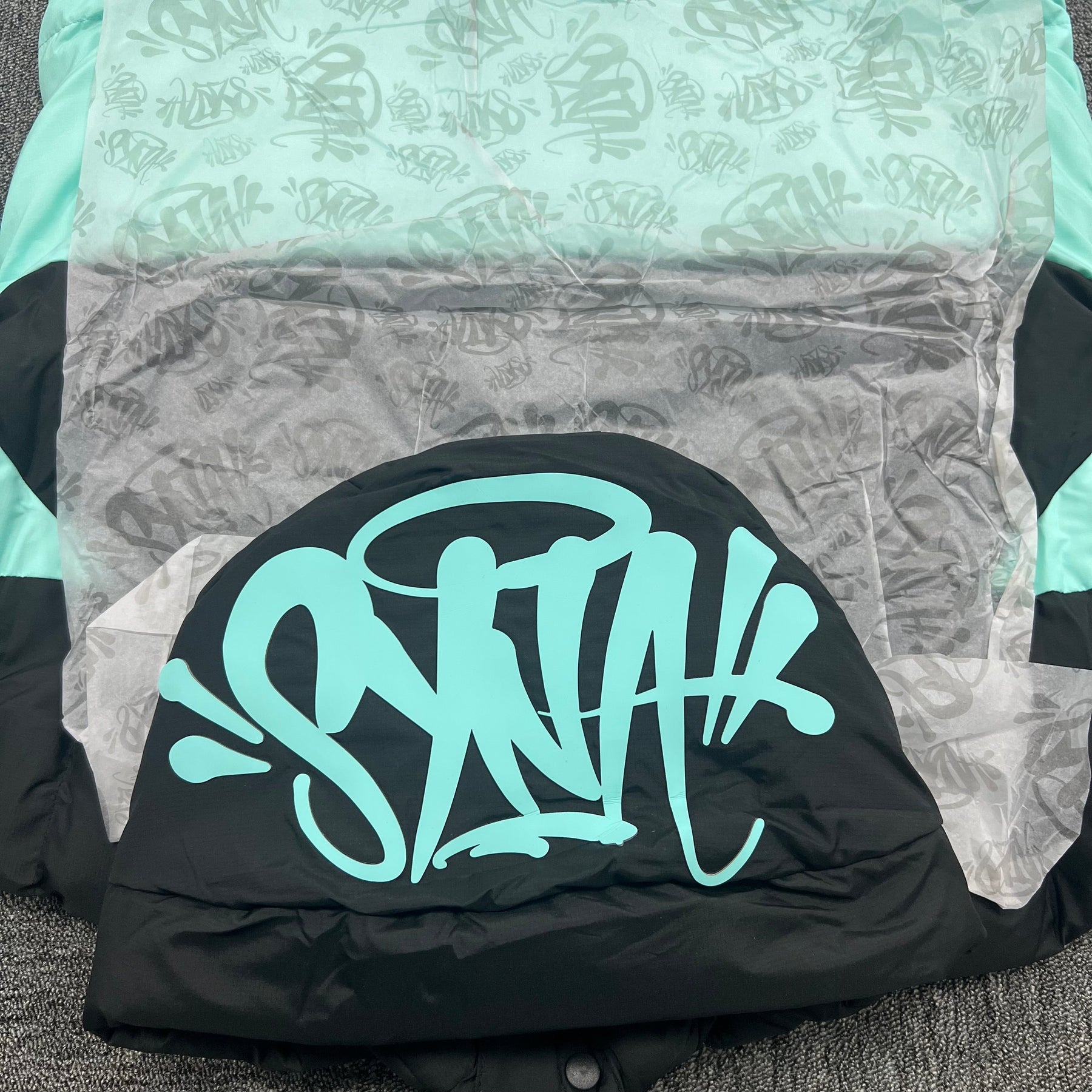 Jaqueta Puffer Syna World