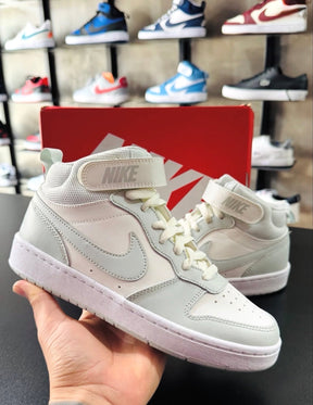 Tênis NK Court Borough Mid II