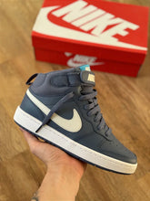 Tênis NK Court Borough Mid 2