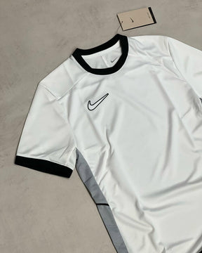 KIT COMPLETO NK ACADEMY COM SLIDE VICTORI ONE