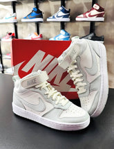 Tênis NK Court Borough Mid II