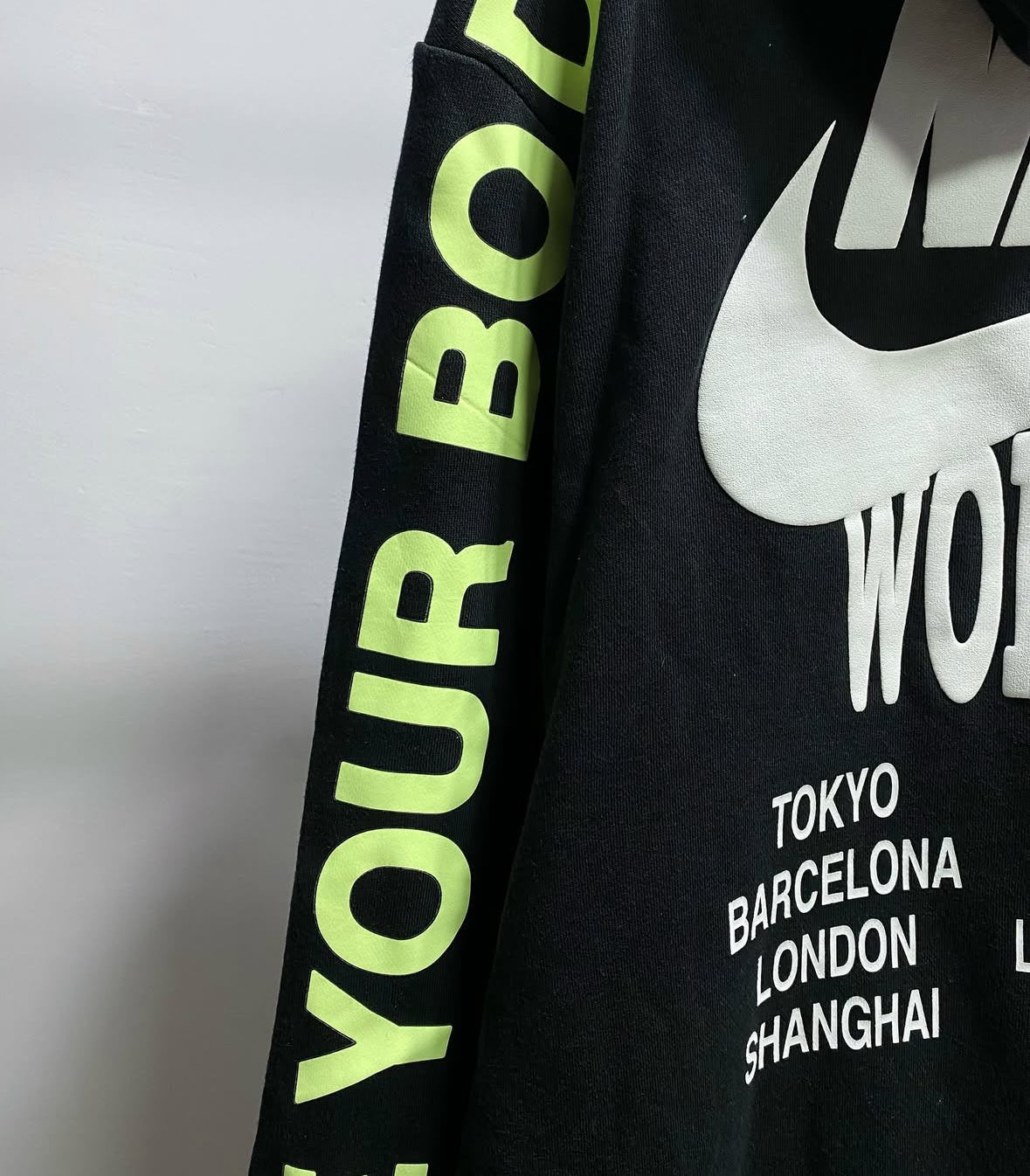 Blusão Nike WorldTour Reliquia