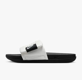 Chinelo NK Offcourt Adjust Preto e Branco