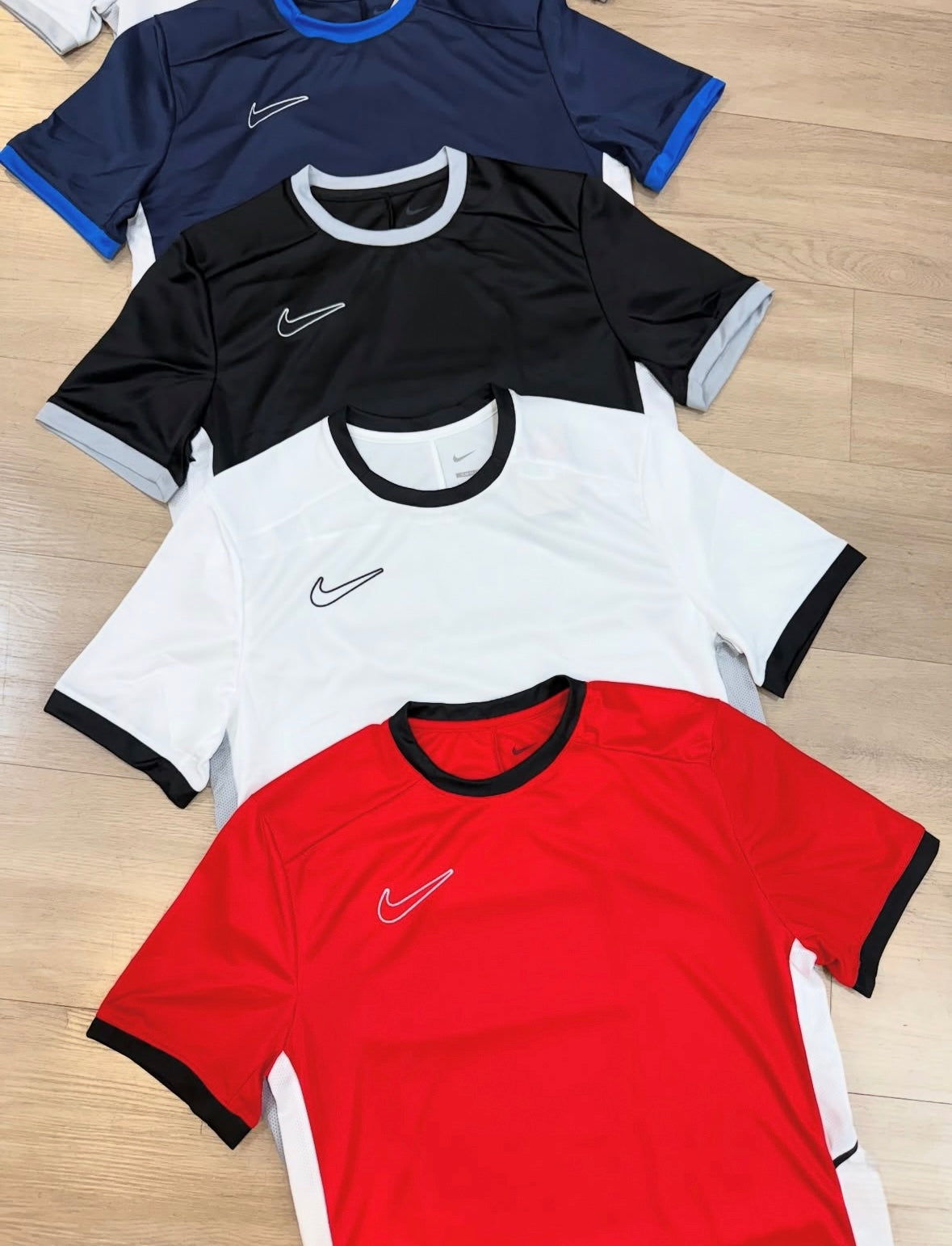 Kit Combo 5 Camisas NK Academy 2025