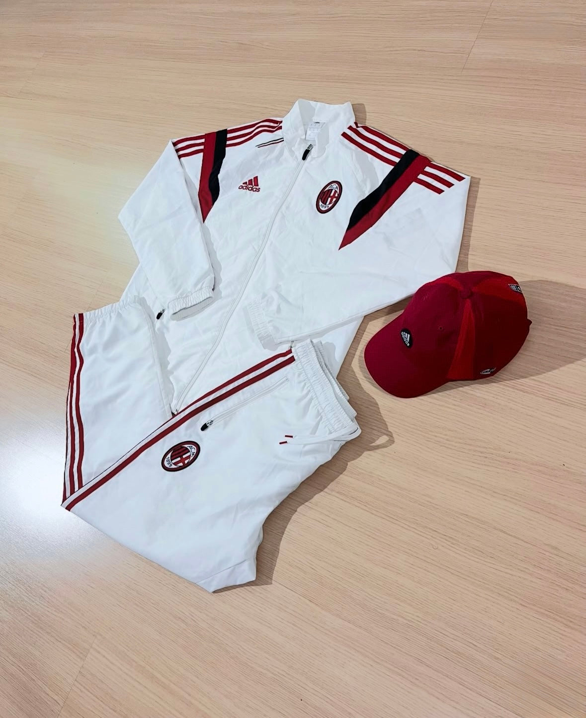 Conjunto AC Milan 2014 Reliquia Tracksuit