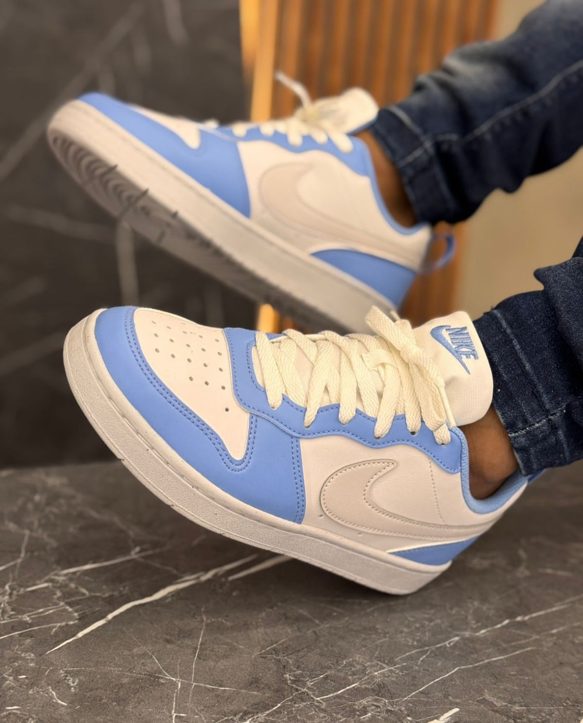 Tênis NK Court Borough Low