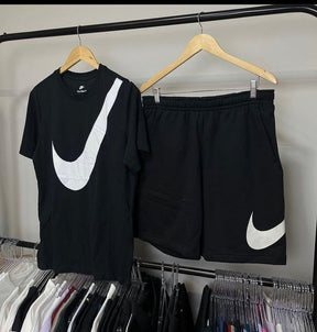 Conjunto NK Big Swoosh